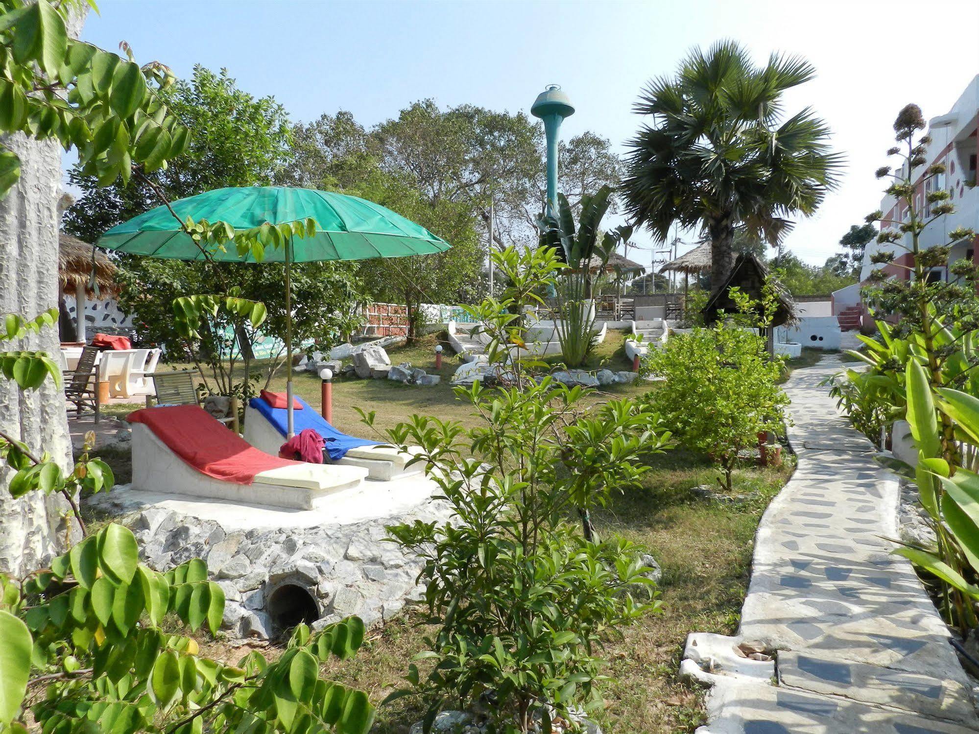 Mirabel Club Resort Jomtien Beach Εξωτερικό φωτογραφία
